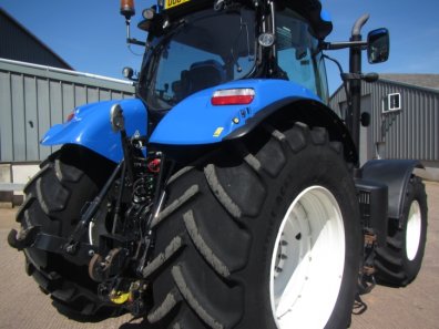 New Holland T7.250