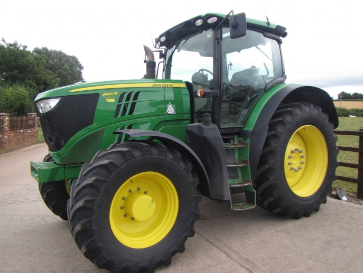 John Deere 6190R