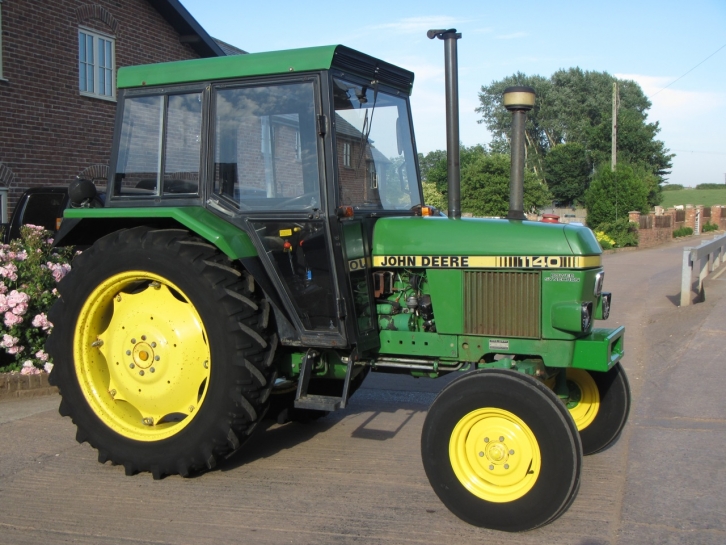 John Deere 1140