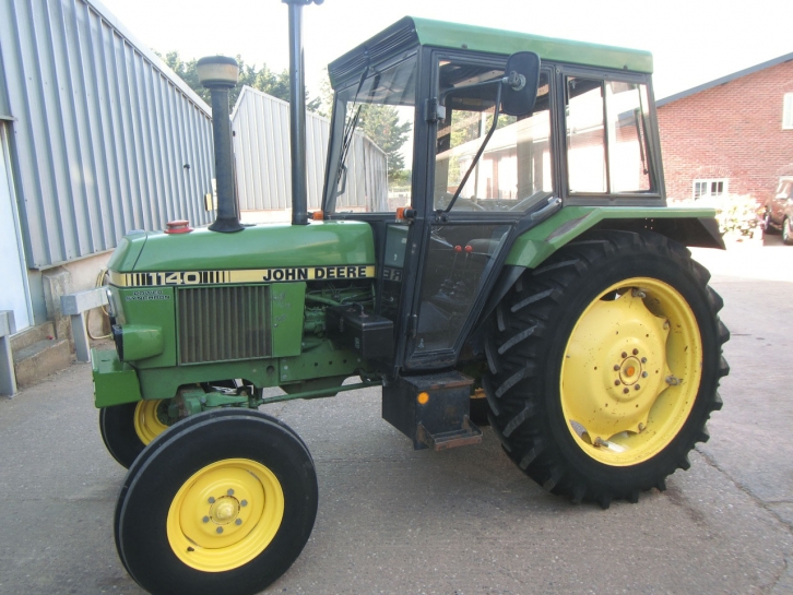 John Deere 1140