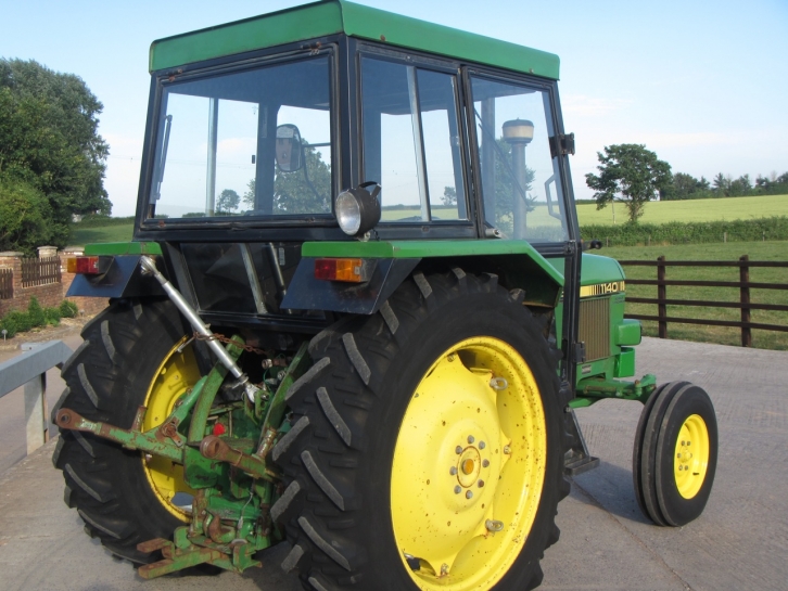 John Deere 1140