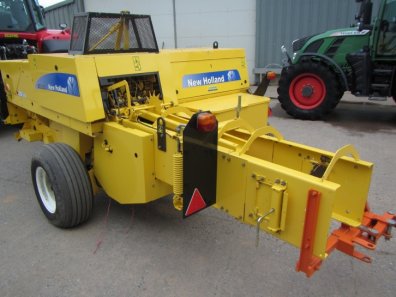 New Holland BC 5060 conventional baler