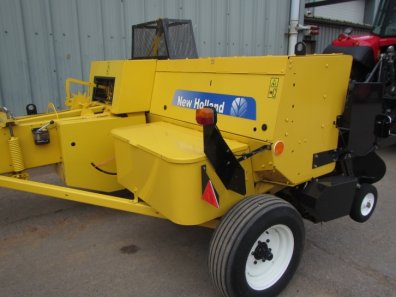 New Holland BC 5060 conventional baler