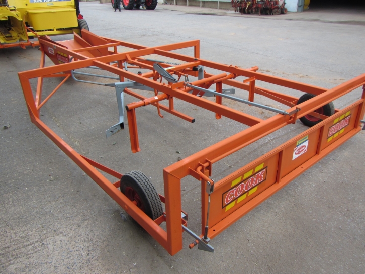 Cook flat eight bale sledge