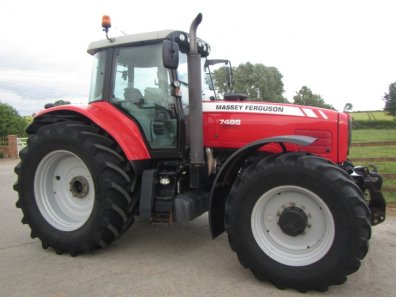 Massey Ferguson 7495