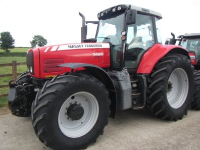 Massey Ferguson 7495