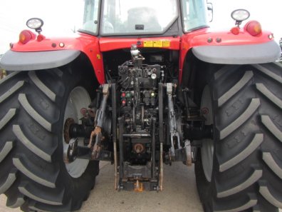 Massey Ferguson 7495
