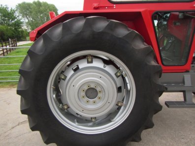 Massey Ferguson 595