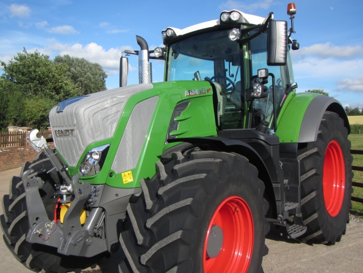 Fendt 828 Profi-Plus