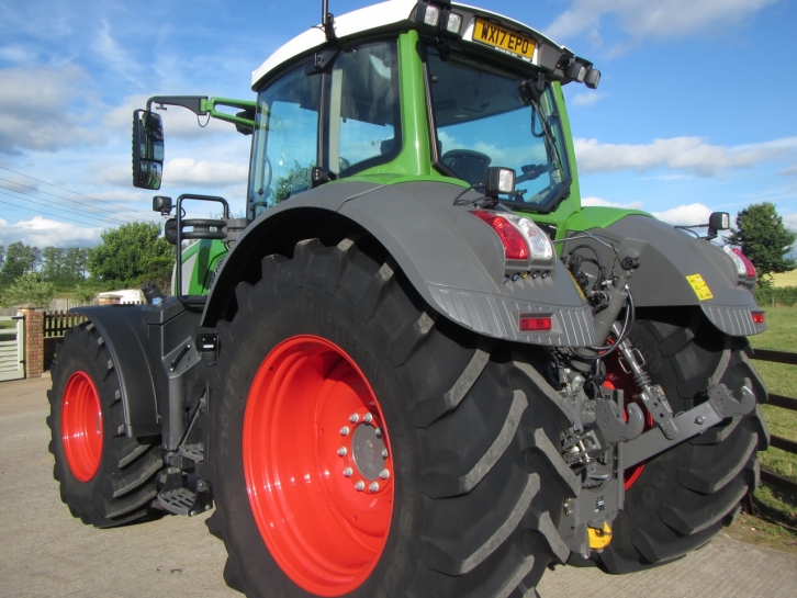 Fendt 828 Profi-Plus