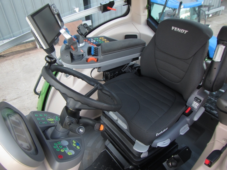 Fendt 828 Profi-Plus