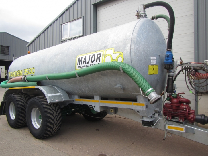 Major Tandem 3500 slurry tanker