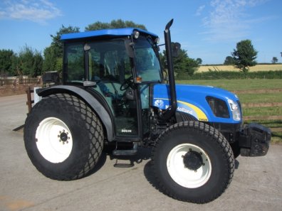 New Holland T4020