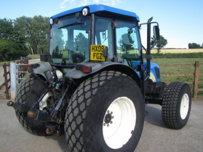 New Holland T4020
