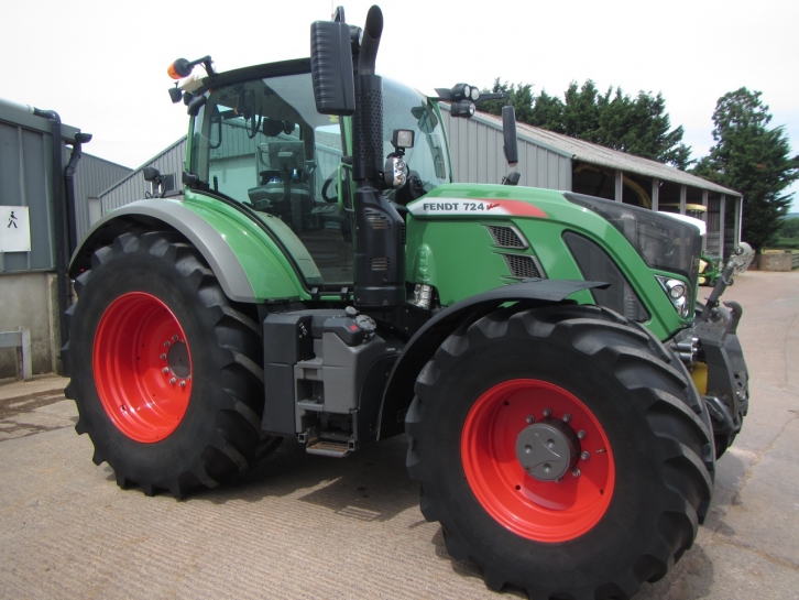 Fendt 724 Profi-Plus