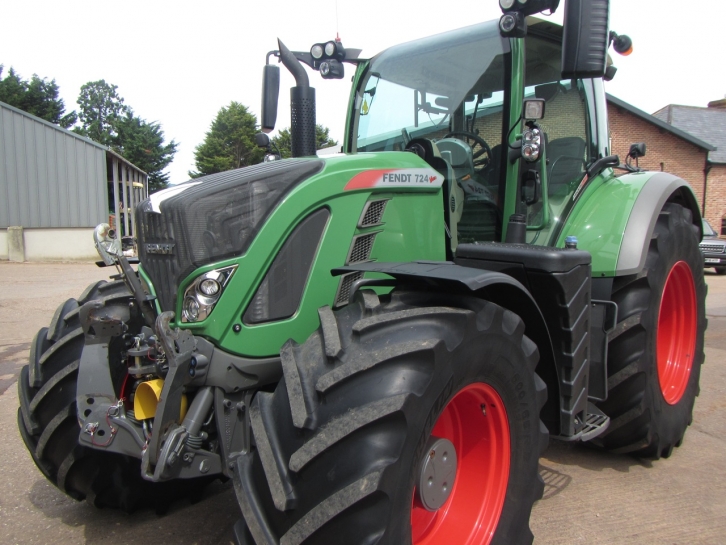 Fendt 724 Profi-Plus