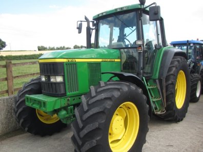 John Deere 6910