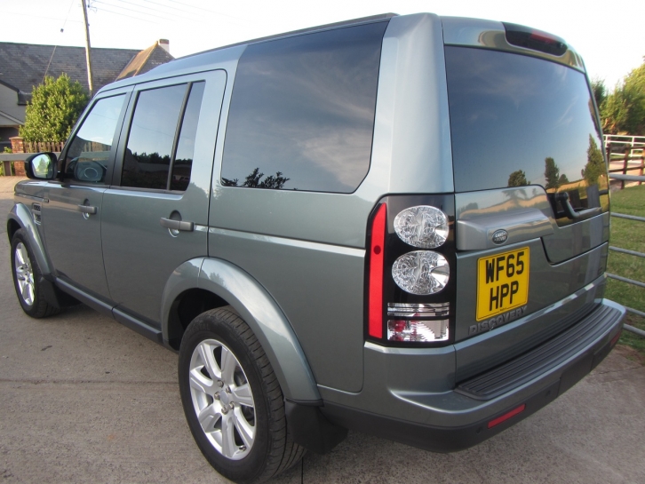 Land Rover Discovery Commercial XS SDV6