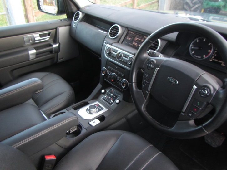 Land Rover Discovery Commercial XS SDV6