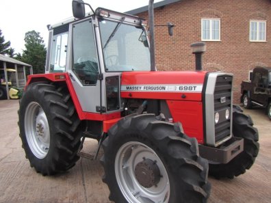 Massey Ferguson 698T