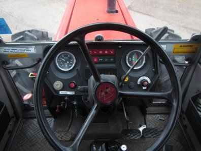 Massey Ferguson 698T