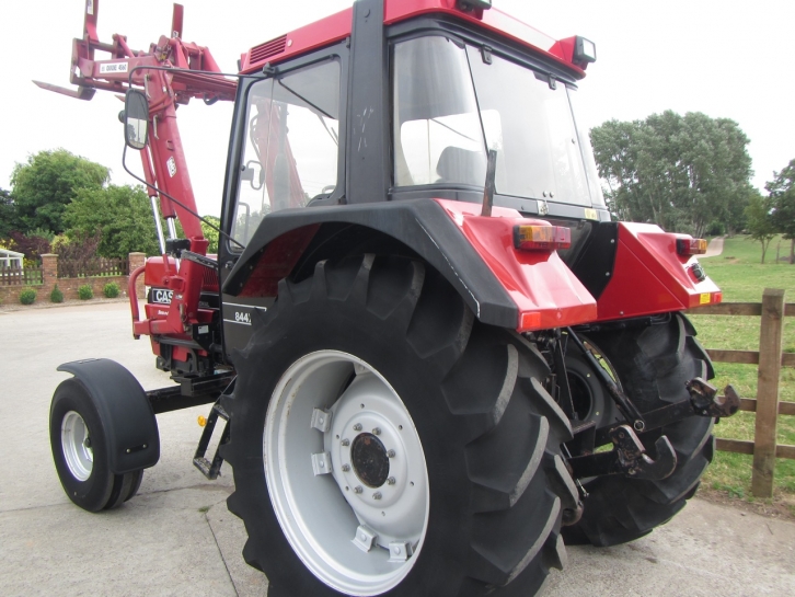 Case 844XL