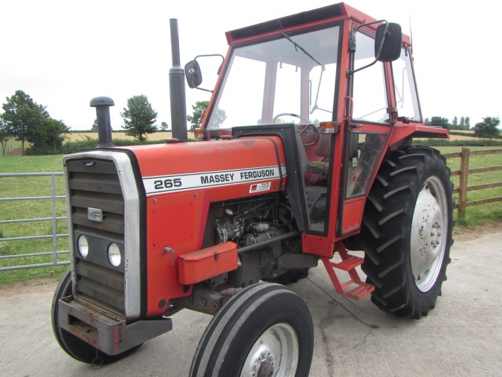 Massey Ferguson 265