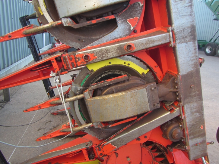 Kemper Champion 360 8 row maize header