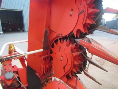 Kemper Champion 360 8 row maize header