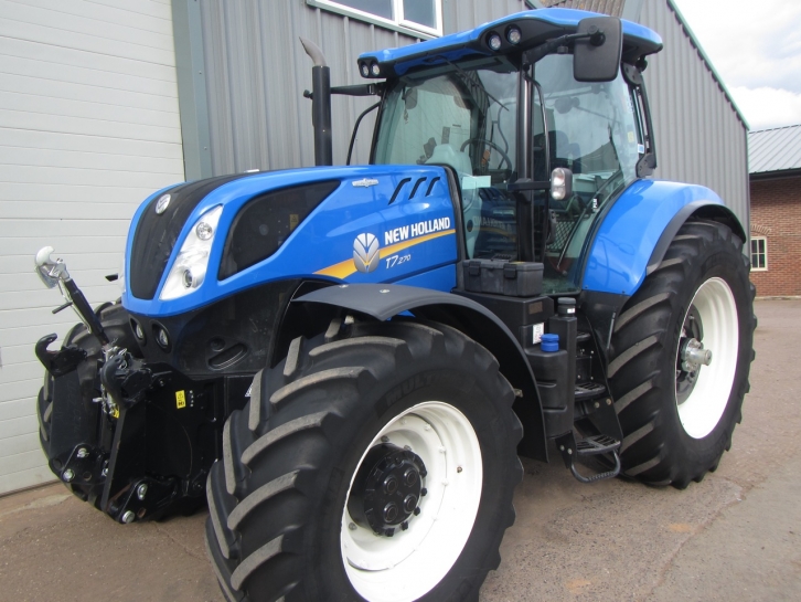 New Holland T7.270