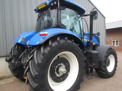 New Holland T7.270