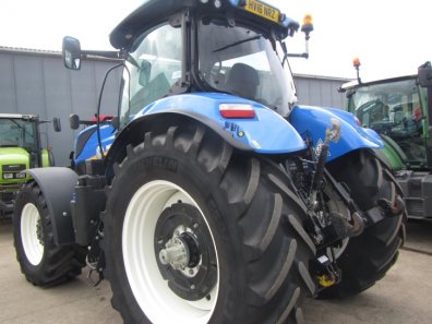 New Holland T7.270