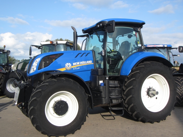 New Holland T7.245
