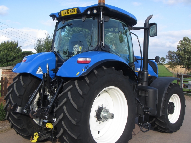 New Holland T7.245