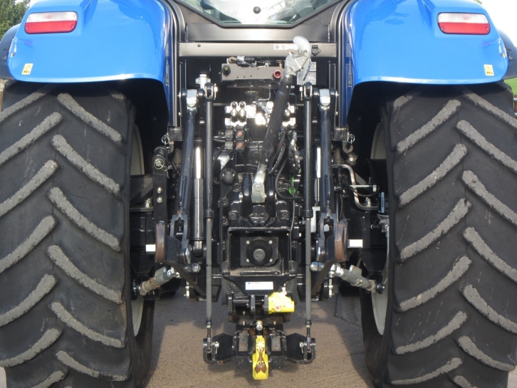 New Holland T7.245