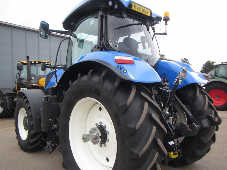 New Holland T7.245