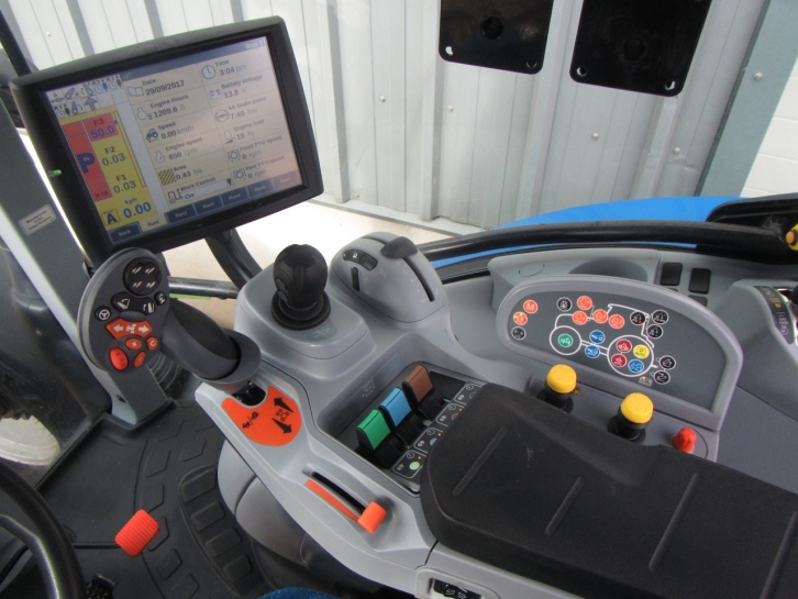 New Holland T6.150