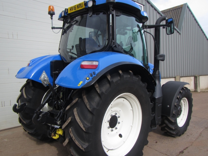 New Holland T6.150