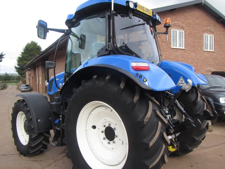 New Holland T6.150