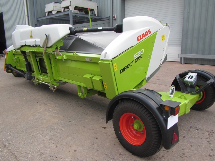 Claas 520 Direct Disc whole crop header