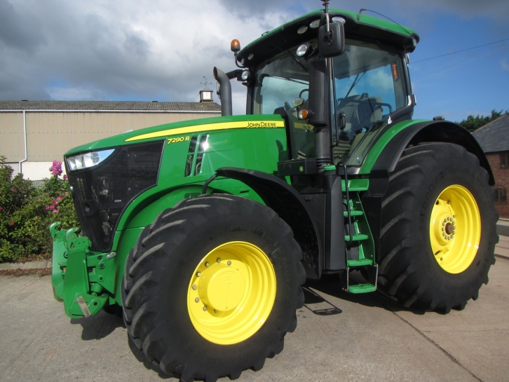 John Deere 7290R