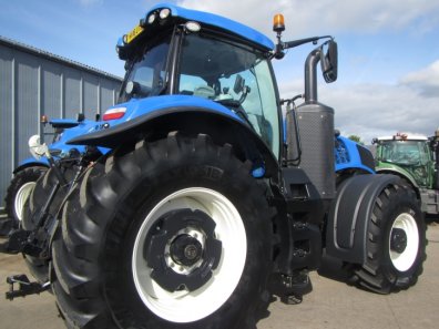 New Holland T8.435