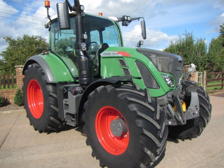 Fendt 724 Profi-Plus