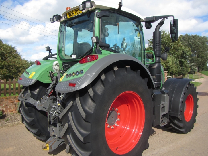 Fendt 724 Profi-Plus