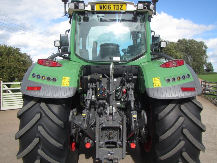 Fendt 724 Profi-Plus