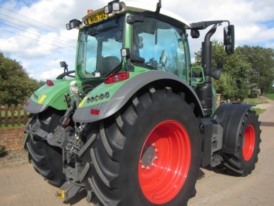 Fendt 724 Profi-Plus