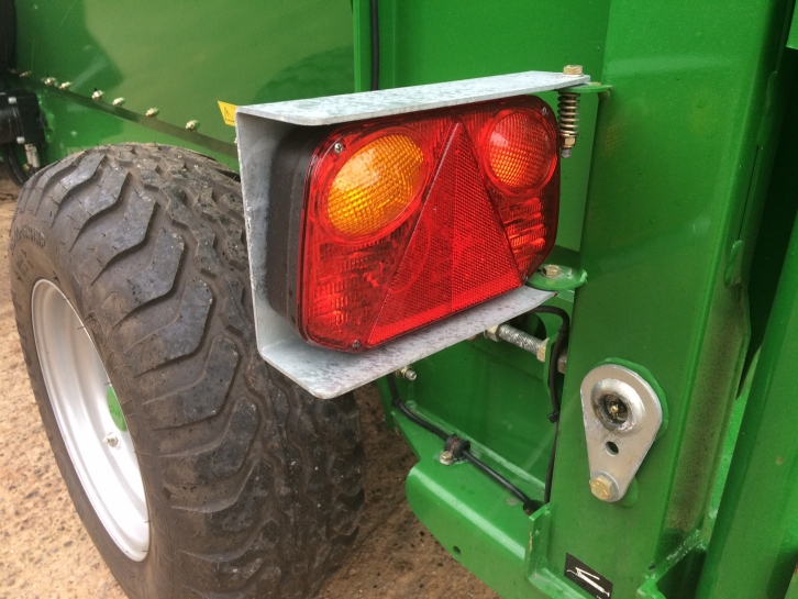 McHale C460 trailed silage feeder and straw chopper