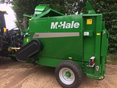 McHale C460 trailed silage feeder and straw chopper