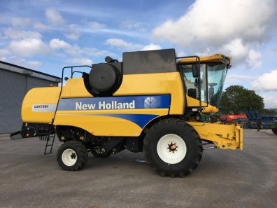 New Holland CSX 7060