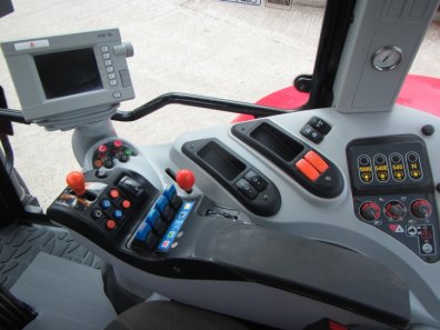 Massey Ferguson 7499